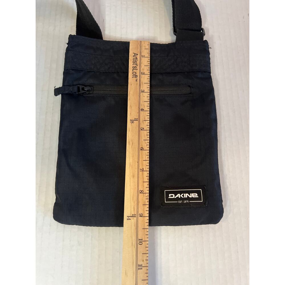 Dakine Jive Crossbody Bag Black - Picture 4 of 10
